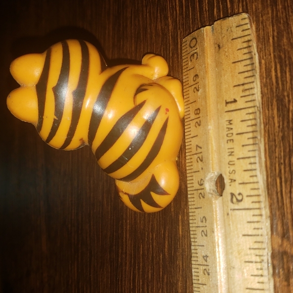 1981 Garfield figure Product of Hong Kong - Picture 2 of 4